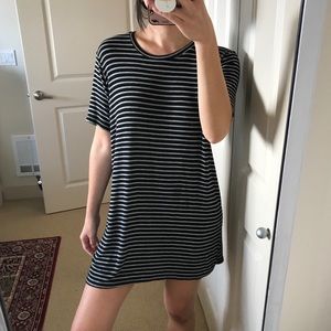 BRANDY MELVILLE T-Shirt Dress